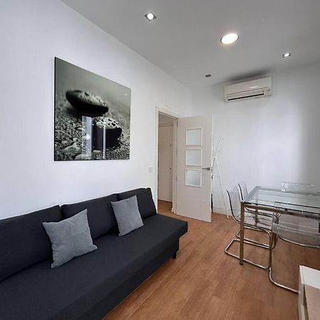 Flat In The Barrio De Las Delicias, Madrid Exterior foto